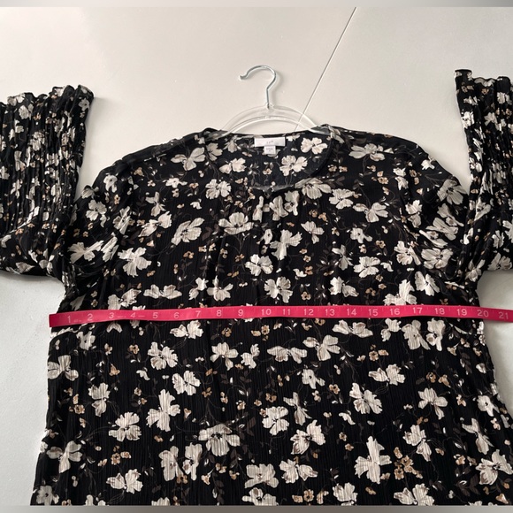 J JILL | Med | Crinkle Fabric | Floral - Picture 8 of 12